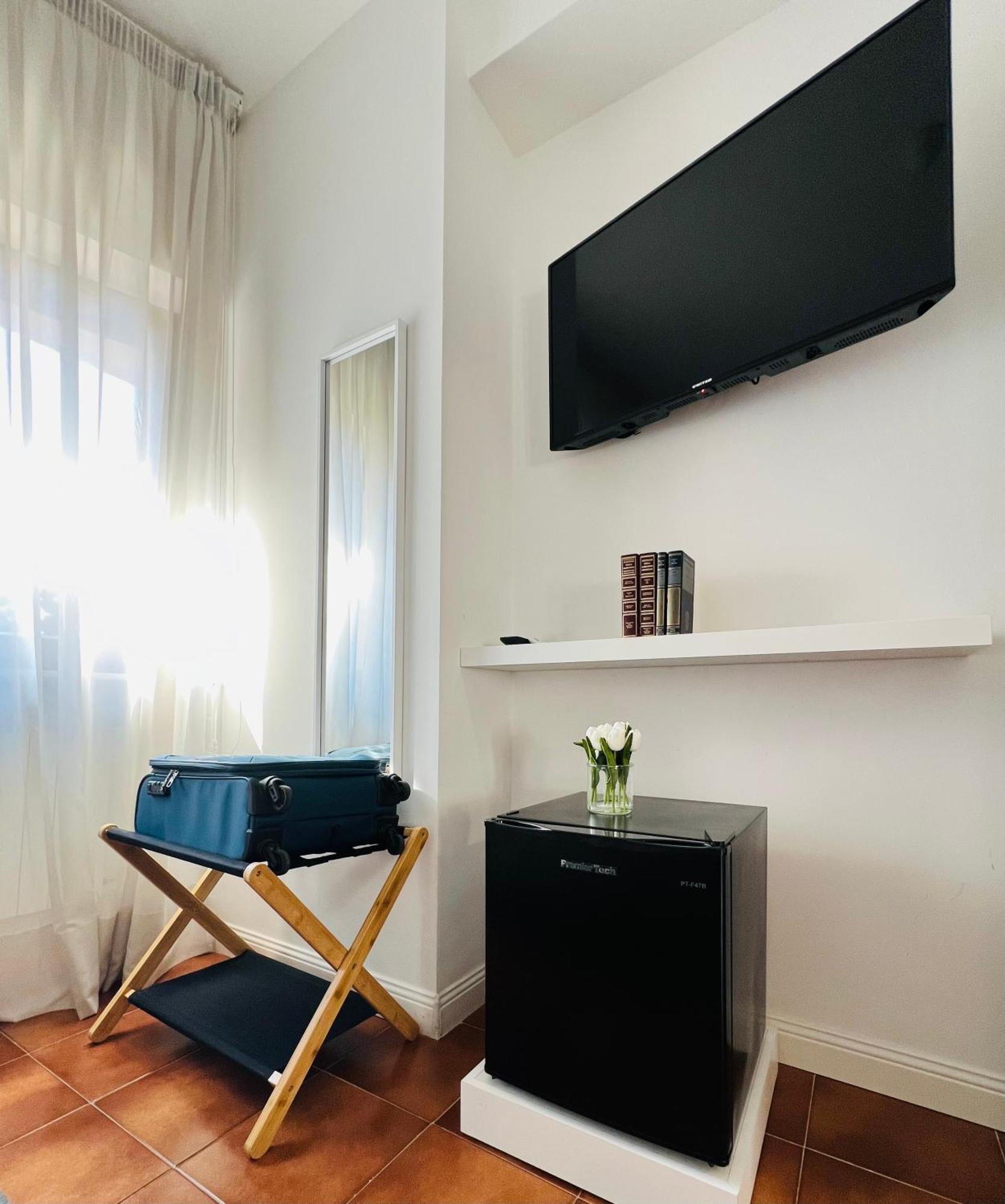Aniene Home Roma ภายนอก รูปภาพ