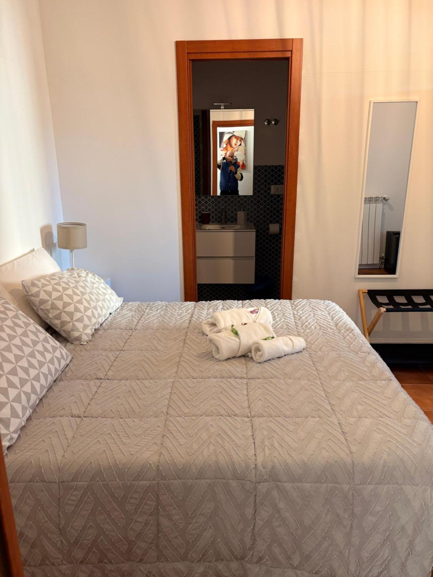 Aniene Home Roma ภายนอก รูปภาพ